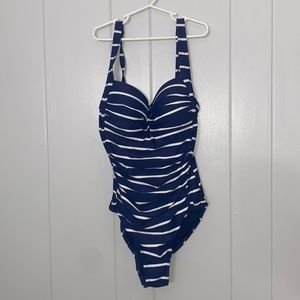 Nip Tuck Women’s Navy White Stripes One Piece Swimsuit Size 4